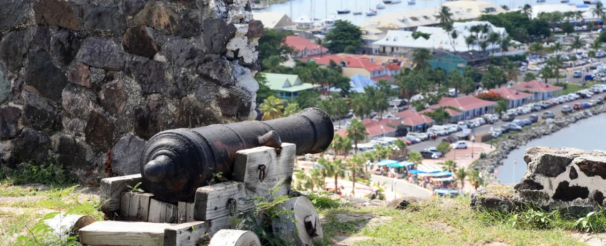 Isla San Martín: secretos de su biodiversidad y su historia fascinante